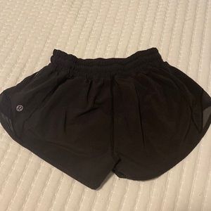 Lululemon hotty hot size 2 shorts!
